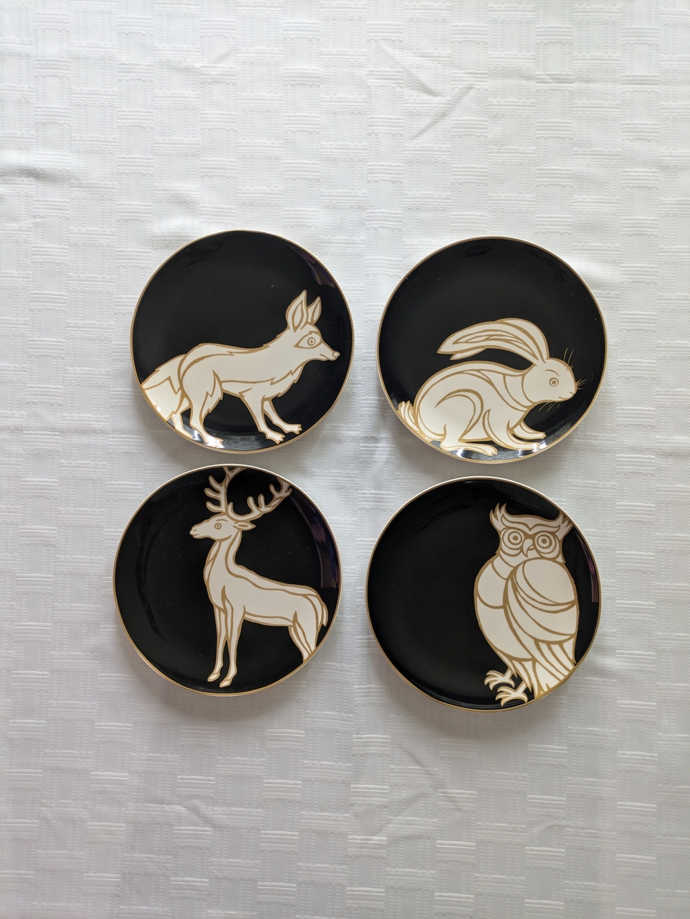 Patch NYC Woodland Animals Accent Plates Set of 4 Black & Gold